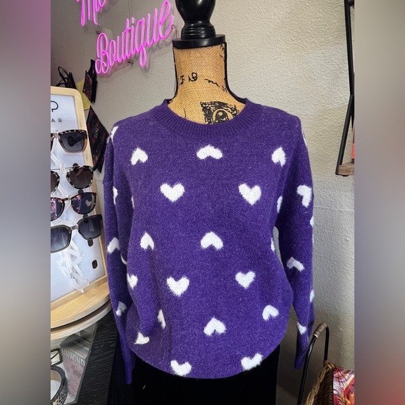Purple Heart Sweater! NWT🤩 - Picture 3 of 3